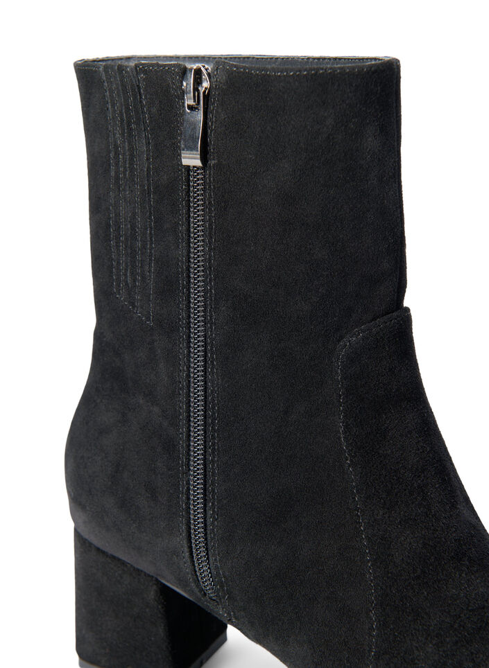 Large – Bottes en daim à talon, Black, Packshot image number 4