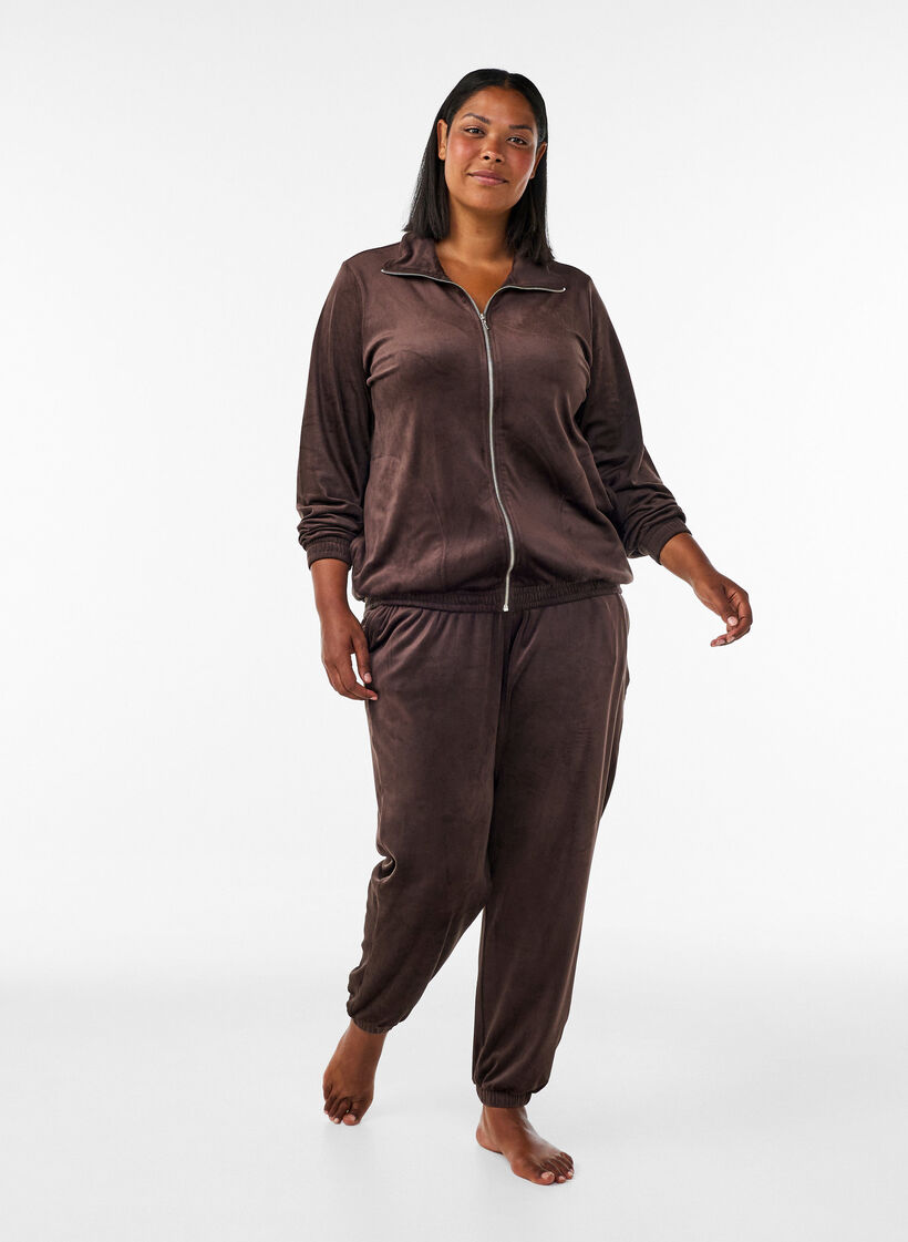Lockere Hose aus Velours, Braun, Model image number 0