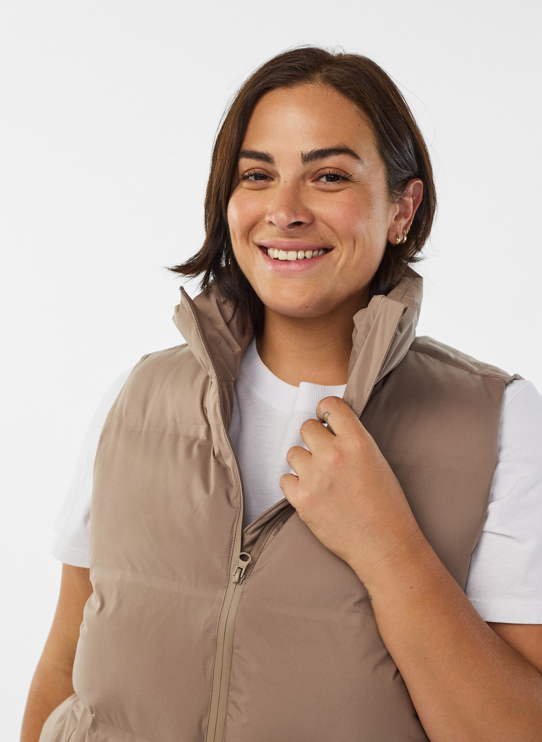 ZizziDoudoune sans manches courte avec col montant, Marron, Model image number 3