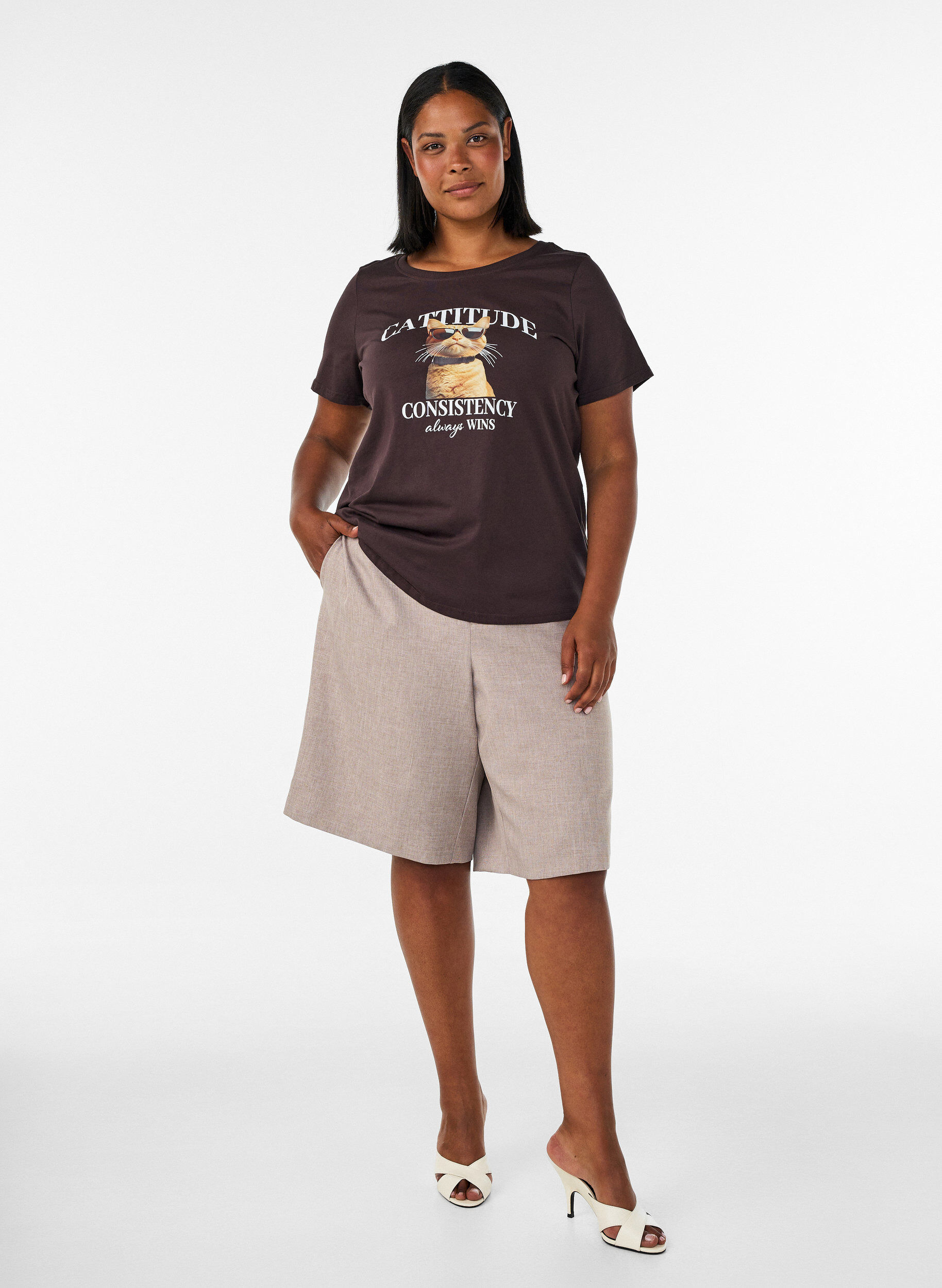 ZizziT-shirt en coton avec imprim&eacute; devant, Marron, Model image number 1