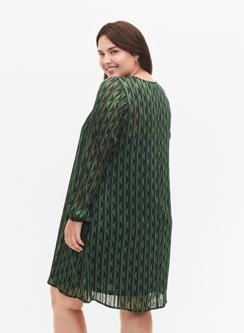 Robes à manches longues avec encolure en V et imprimé, Scarab AOP, Model image number 1