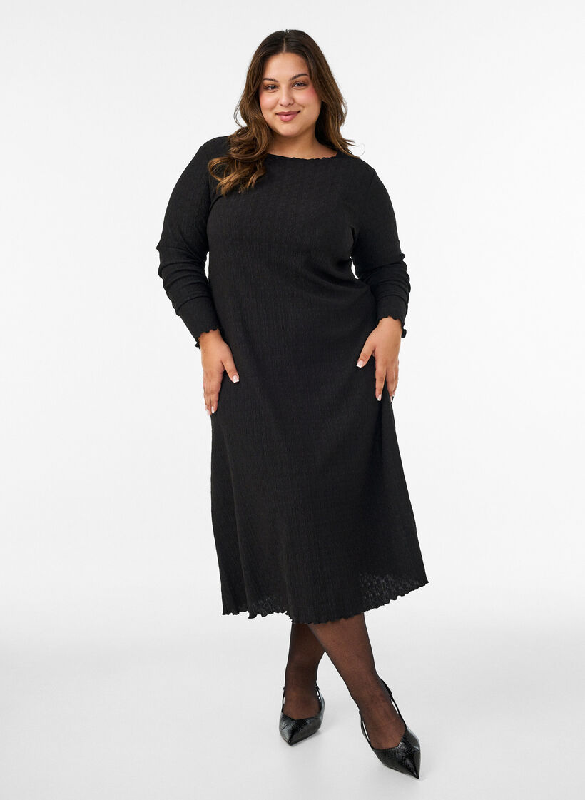 Robe midi avec une texture ondul&eacute;e et des manches longues, Noir, Model image number 1