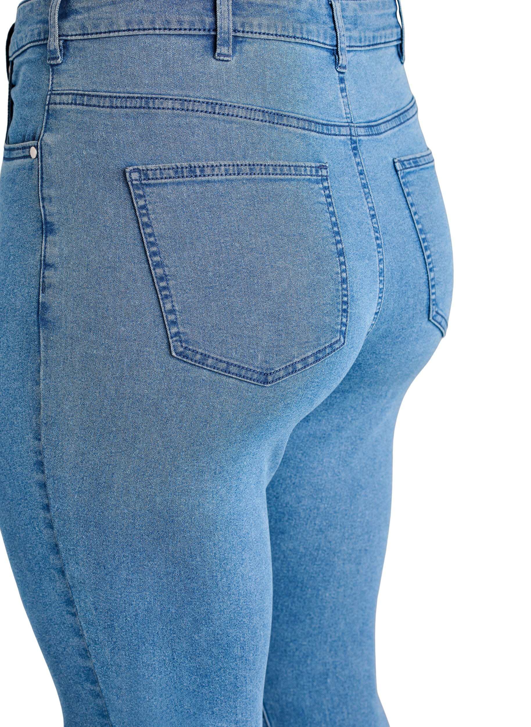 Zizzi Amy Super Slim Fit Jeans mit hoher Taille, Blau, Packshot image number 3