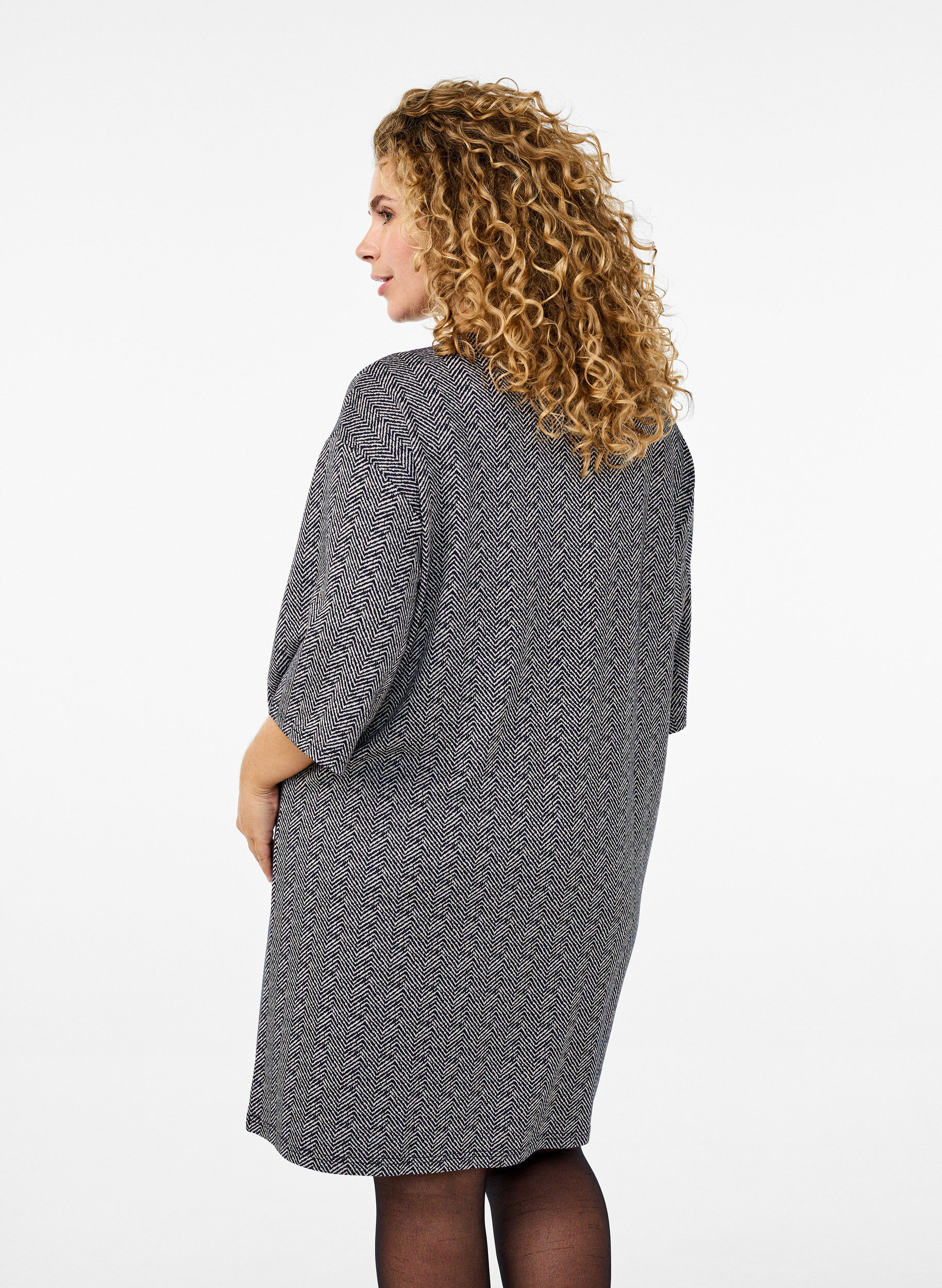 Zizzi Robe &agrave; motifs avec manches 3/4, Bleu, Model image number 2