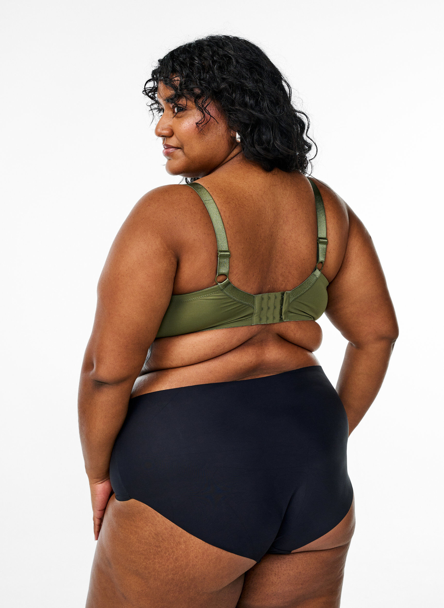 Zizzi Soutien-gorge moul&eacute; en microfibre avec des d&eacute;tails en satin, Vert, Model image number 2