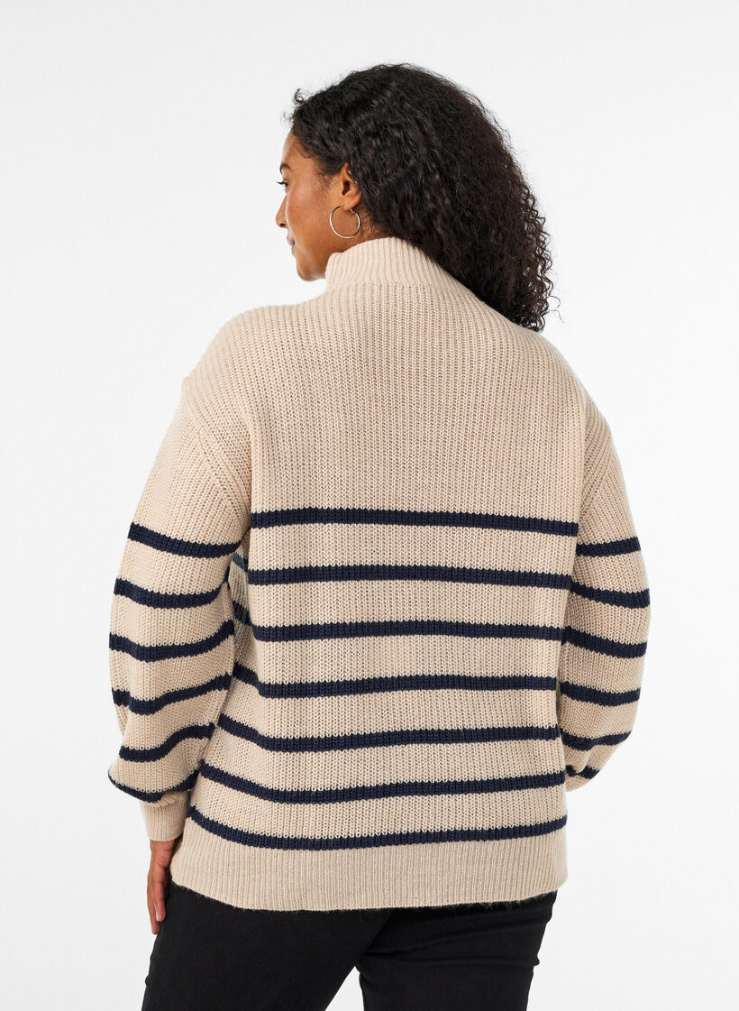 Pull en tricot avec col haut et fermeture &eacute;clair, Vanille, Model image number 2