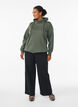 Sweatshirt mit Stehkragen und Taschen, Gr&uuml;n, Model image number 1