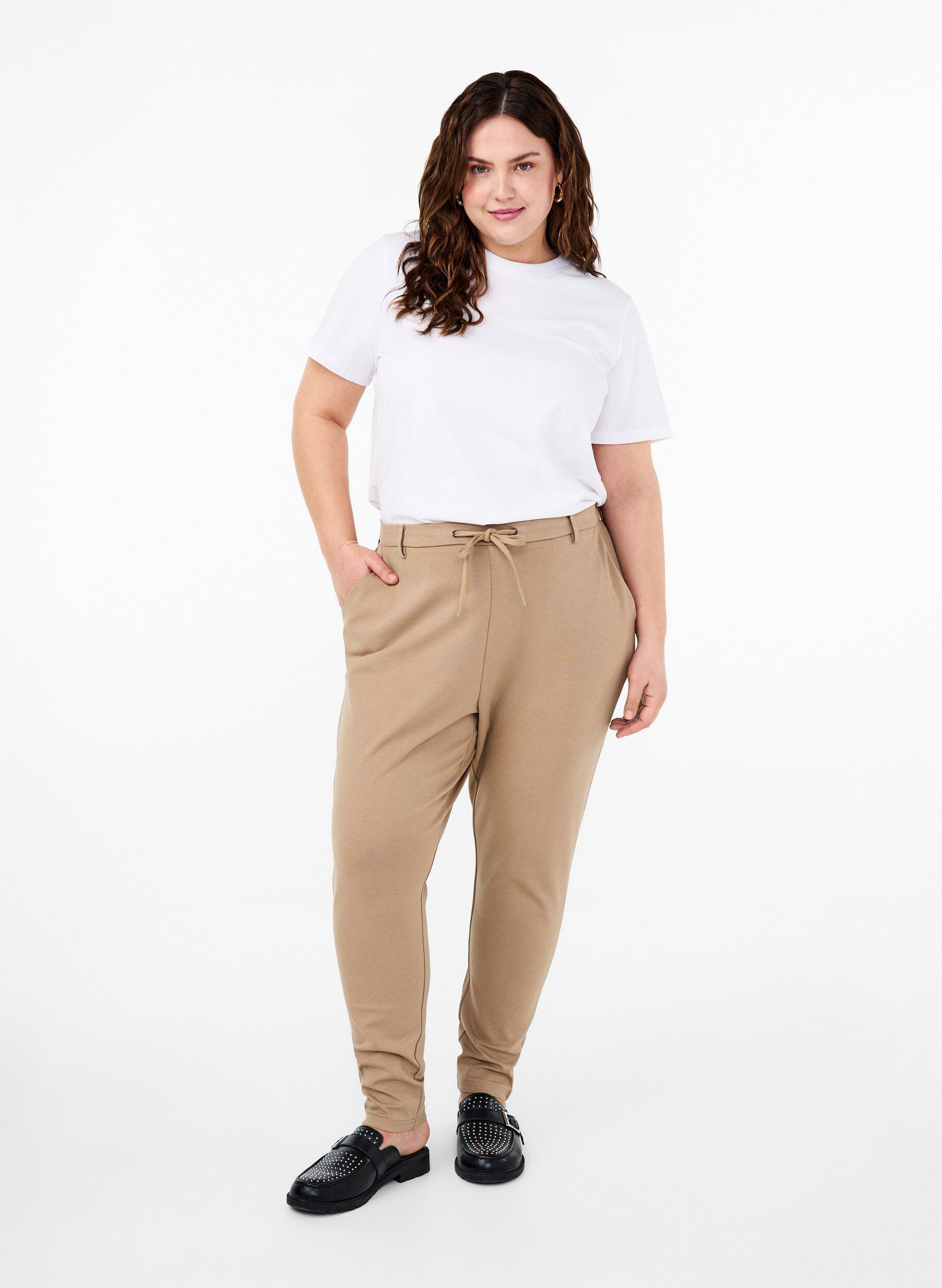 Zizzi Cropped Maddison-Hose, Beige, Model image number 0