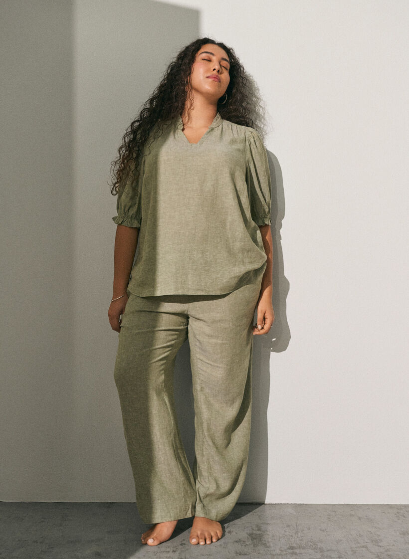 Pantalon ample en lin et viscose, Vert, Image image number 0