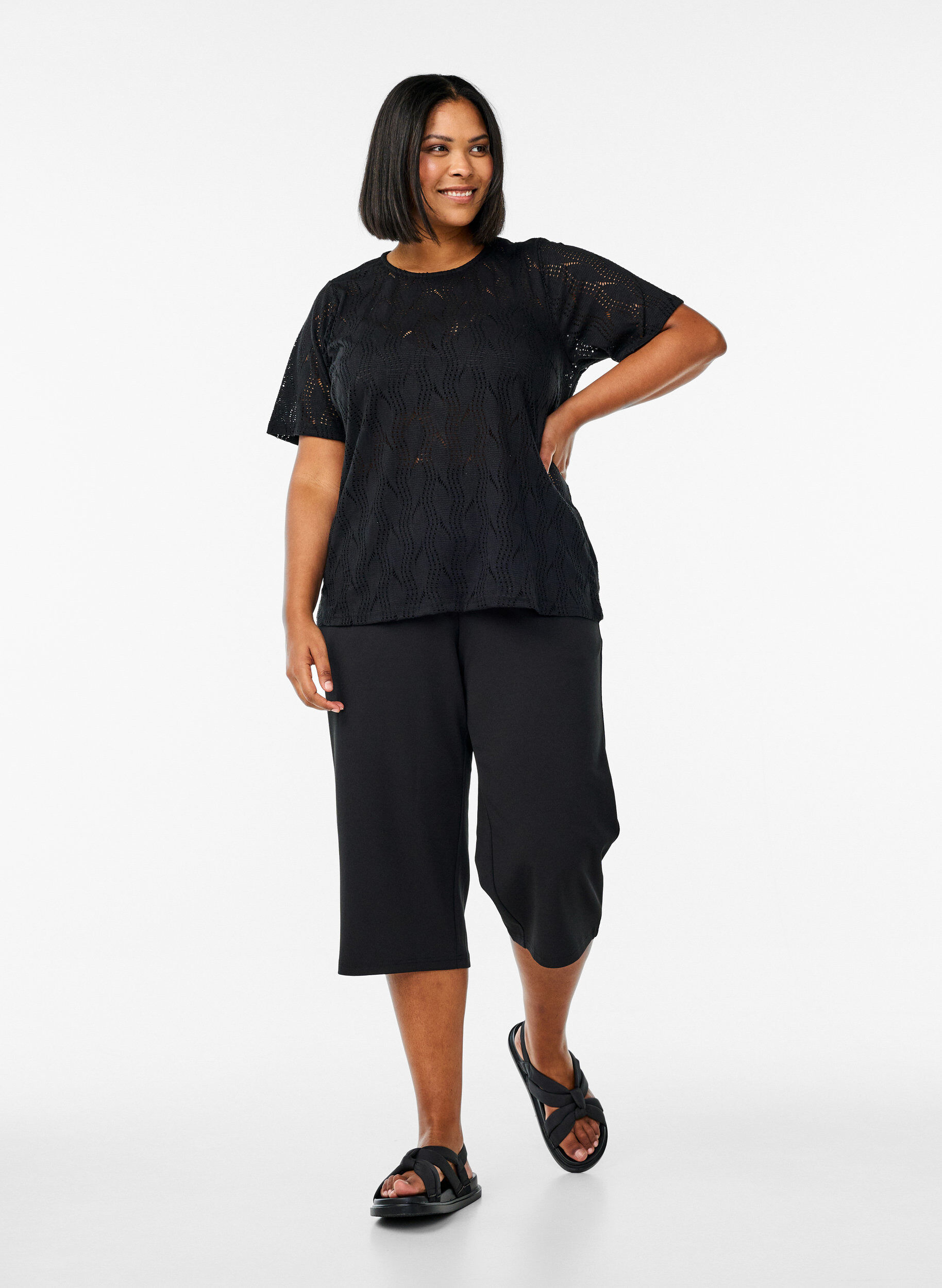 Zizzi FLASH - Jersey-Shirt mit Lochmuster, Schwarz, Model image number 1