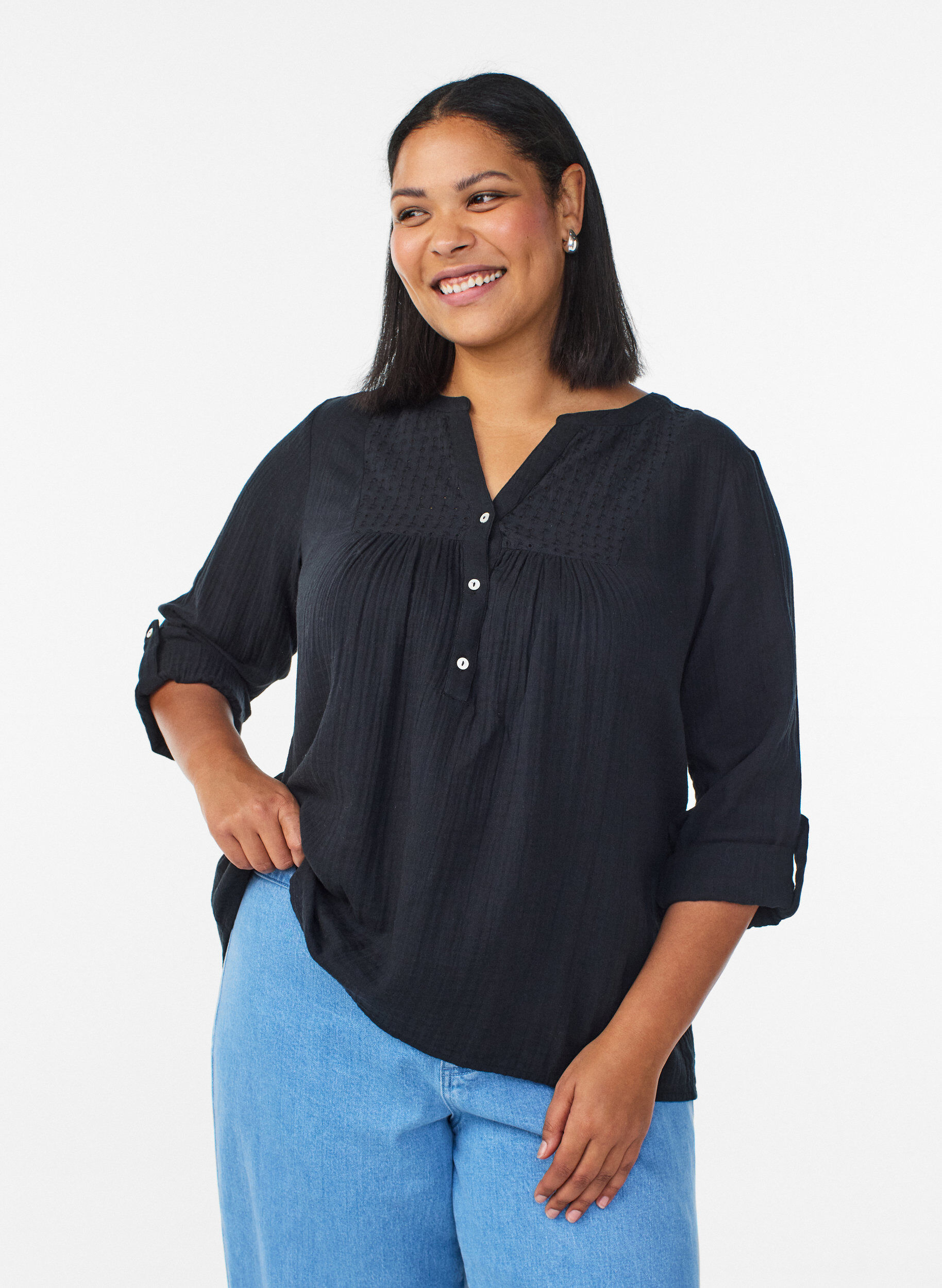 ZizziBluse aus Baumwollmusselin mit Lochstickerei, Schwarz, Model image number 0