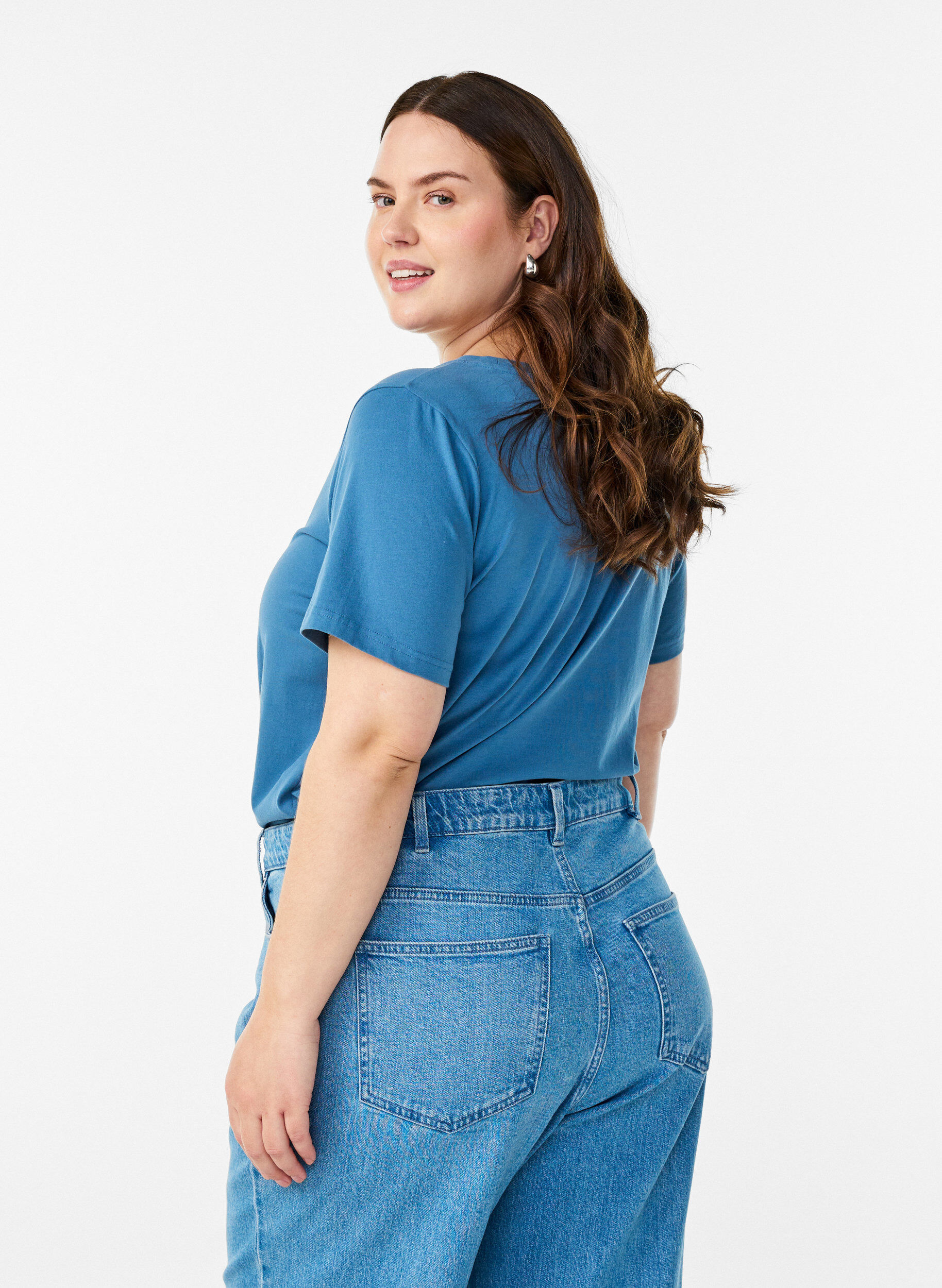 ZizziEinfarbiges Basic-T-Shirt aus Baumwolle, Grau, Model image number 2