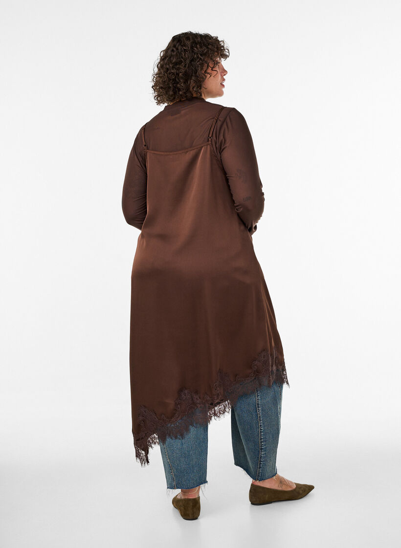 Robe en satin avec dentelle et ourlet asym&eacute;trique, Marron, Model image number 1