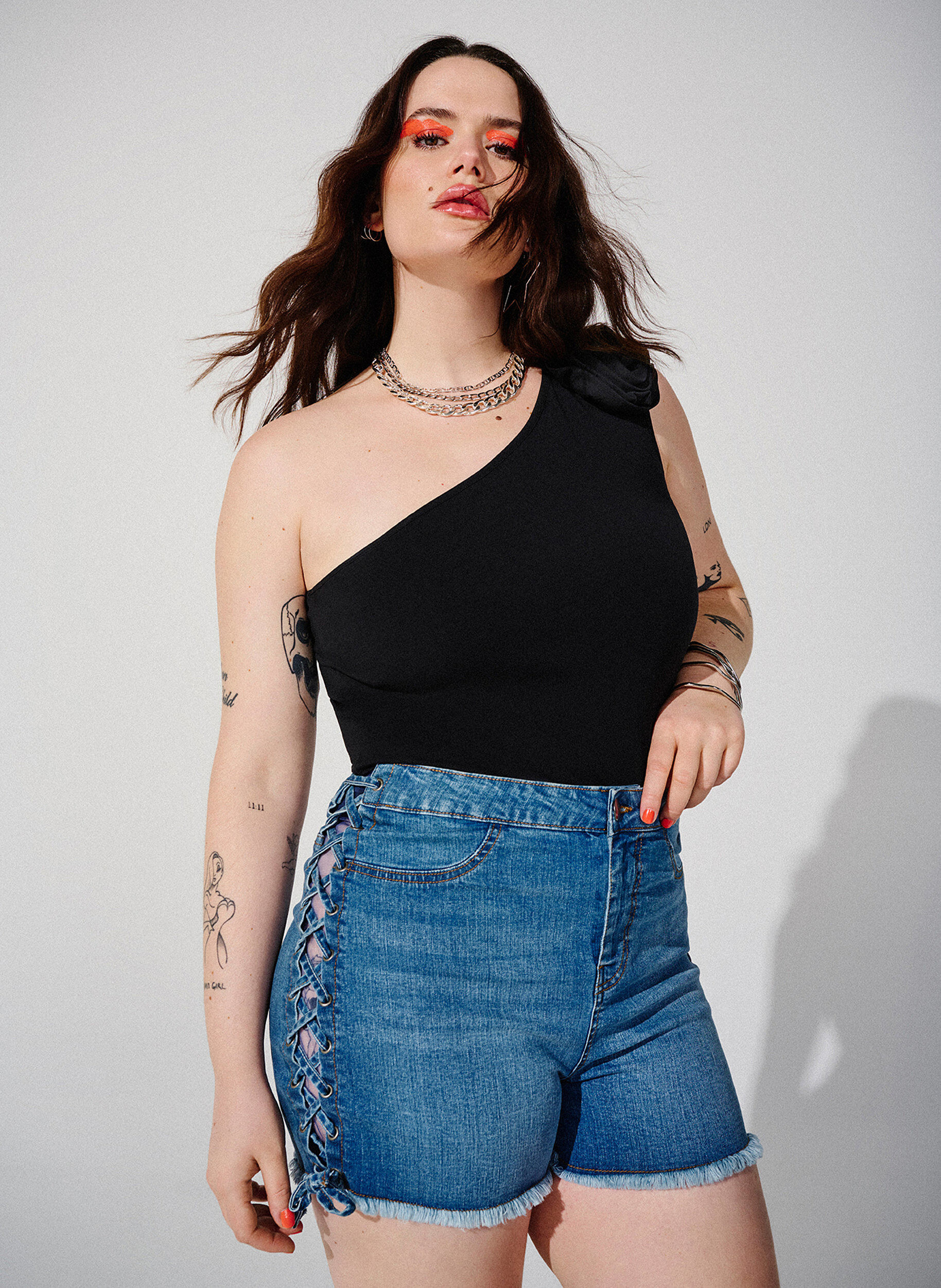 Zizzi Shorts en jean avec d&eacute;tails &agrave; lacets, Blue Denim, Image image number 0