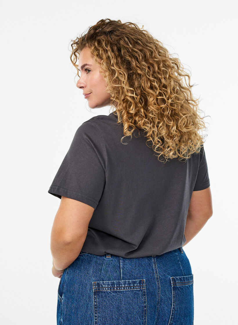 T-Shirt aus Baumwolle mit Print auf der Vorderseite, Grau, Model image number 2