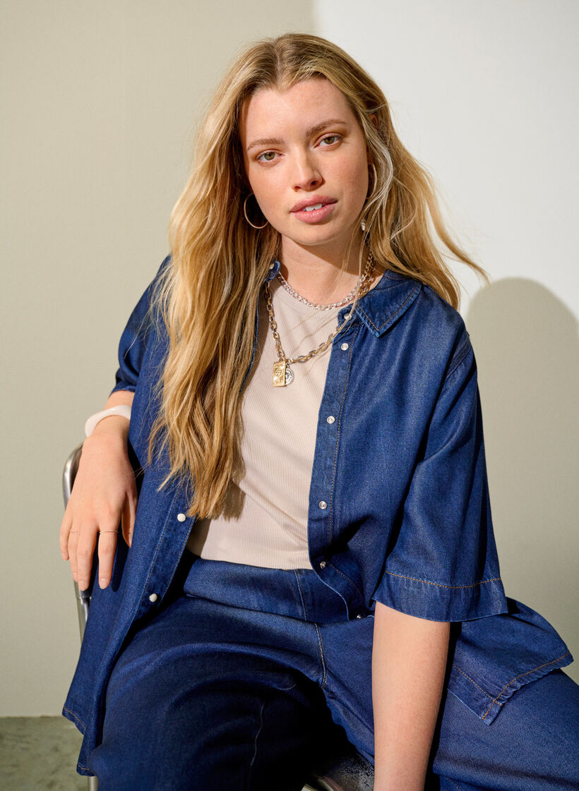 Chemise &agrave; manches courtes aspect denim en lyocell, Bleu, Image image number 0