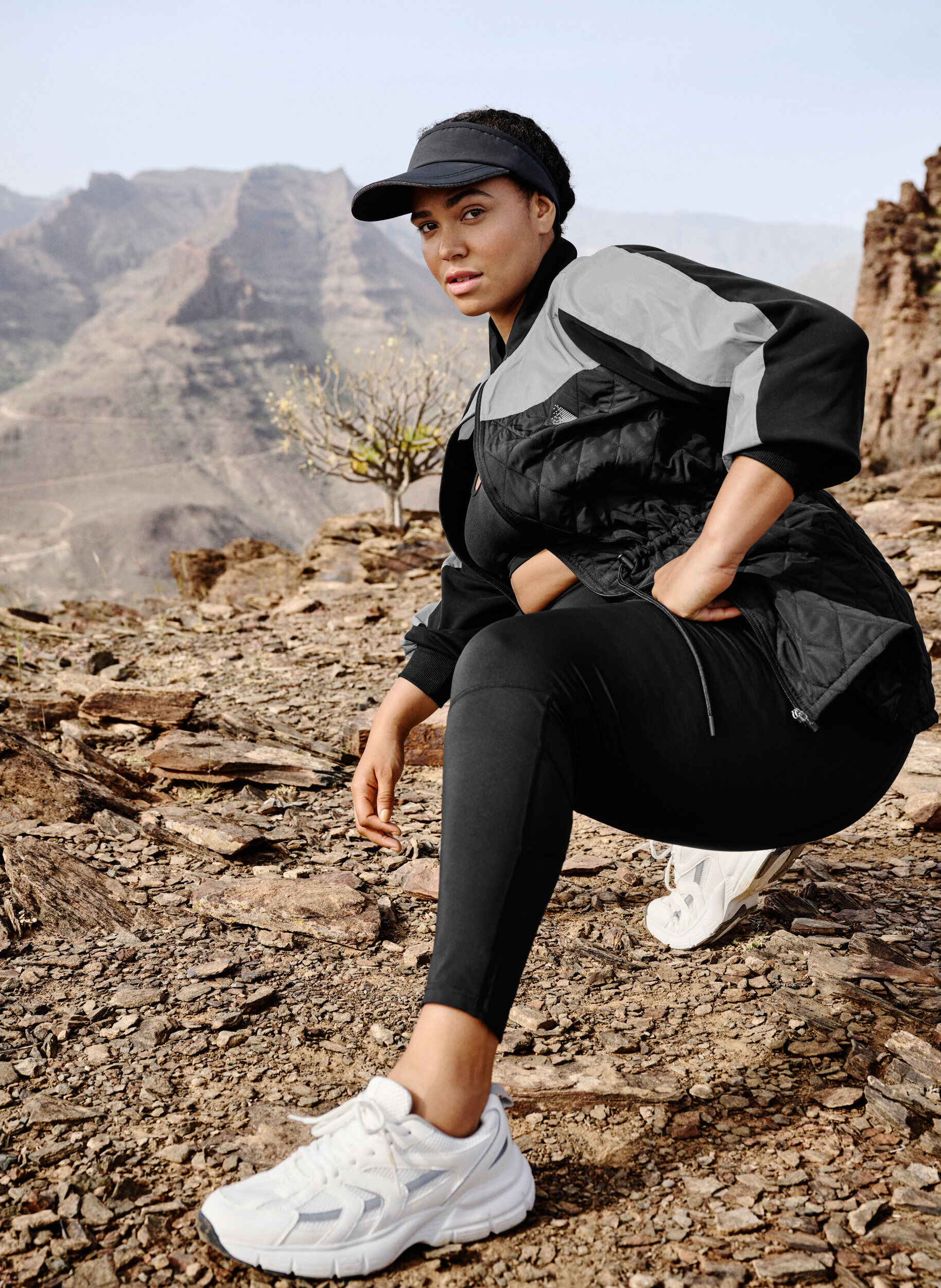 Zizzi Reflektierende Sportjacke mit verstellbarem Taillenbund, Black w. Reflex, Image image number 0