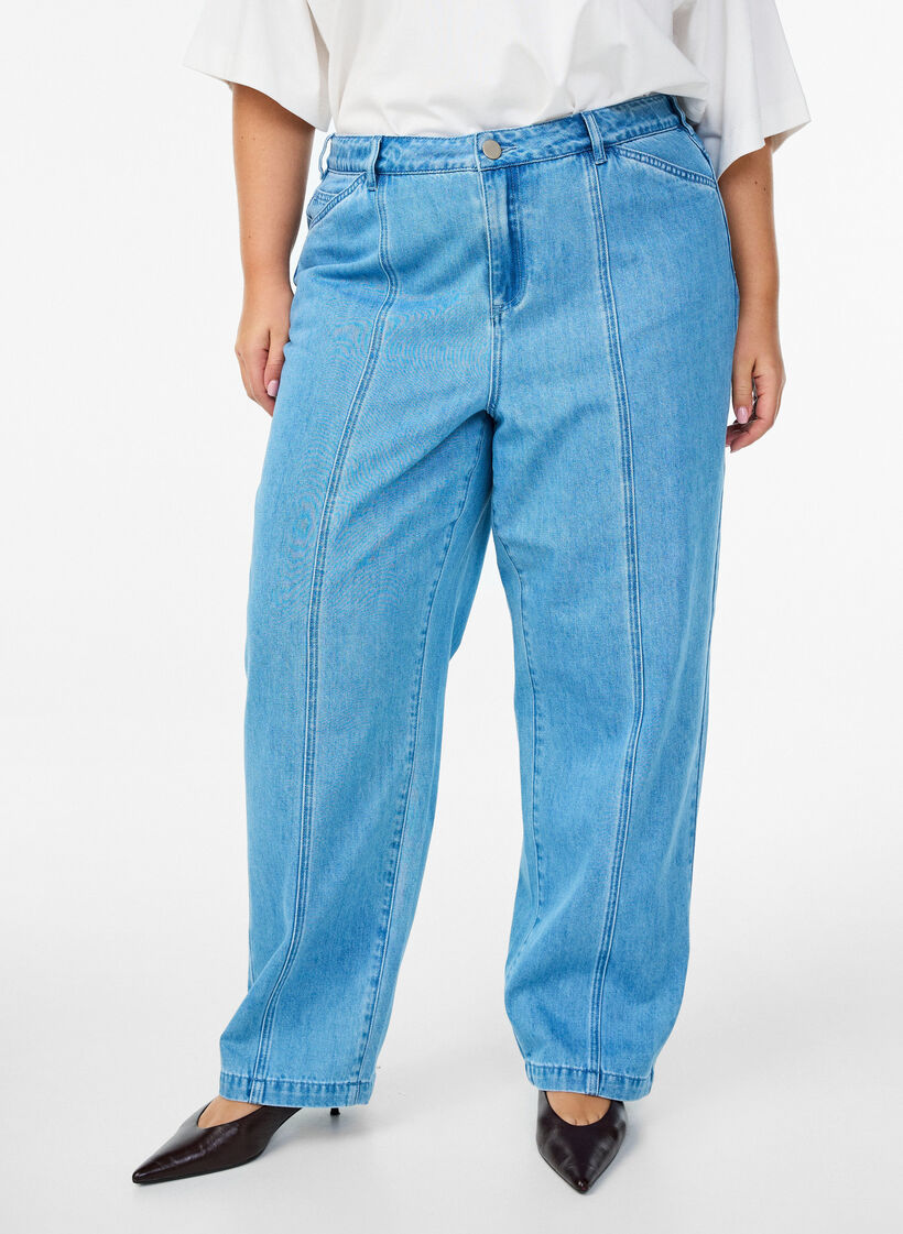Kiana Jeans mit Straight Fit und markanten Nähten, Blau, Model image number 2