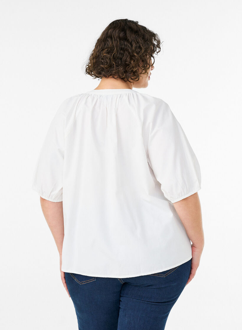Hemdbluse mit Knopfleiste und Bindeg&uuml;rtel, Wei&szlig;, Model image number 2