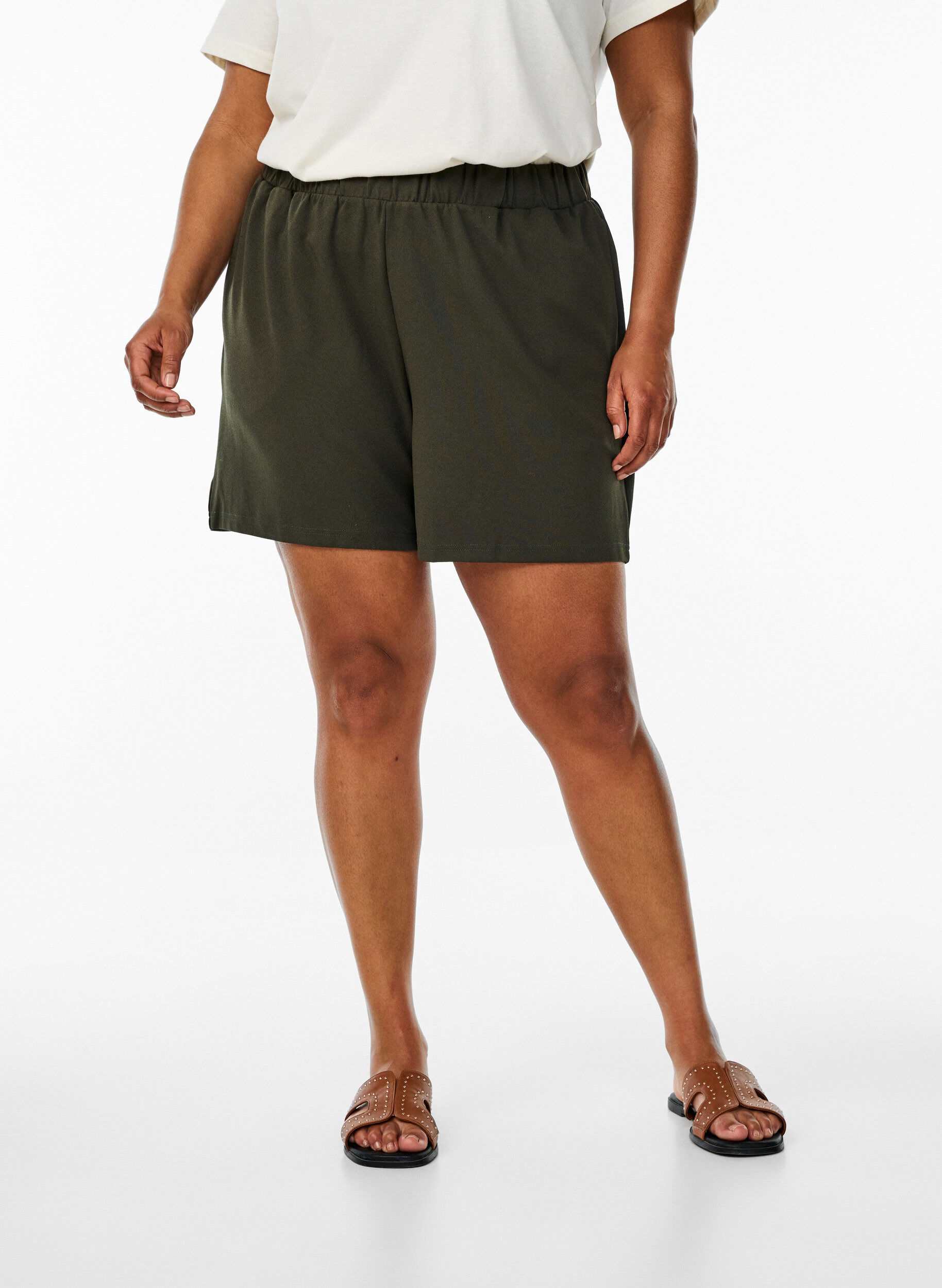 ZizziShorts amples avec des poches, Vert, Model image number 2
