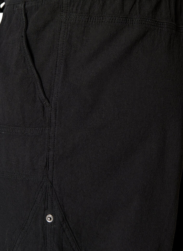 Short en coton ample avec poches, Noir, Packshot image number 3
