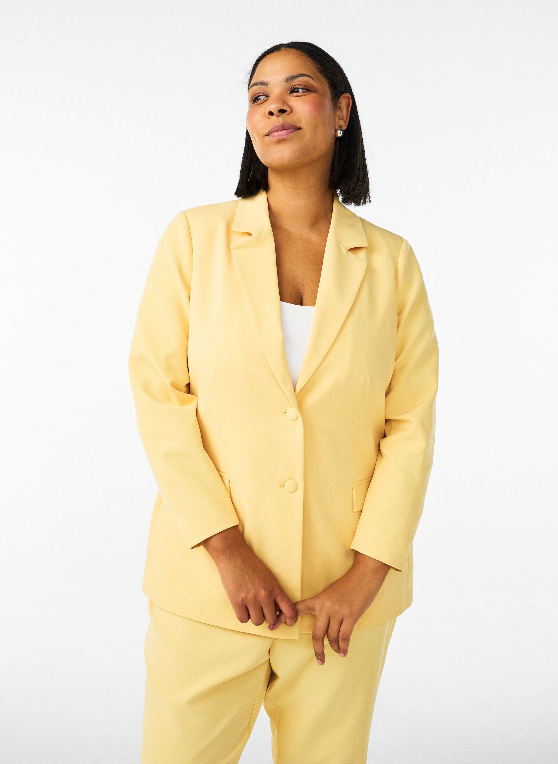 Blazer classique avec fermeture &agrave; boutons, Jaune clair, Model