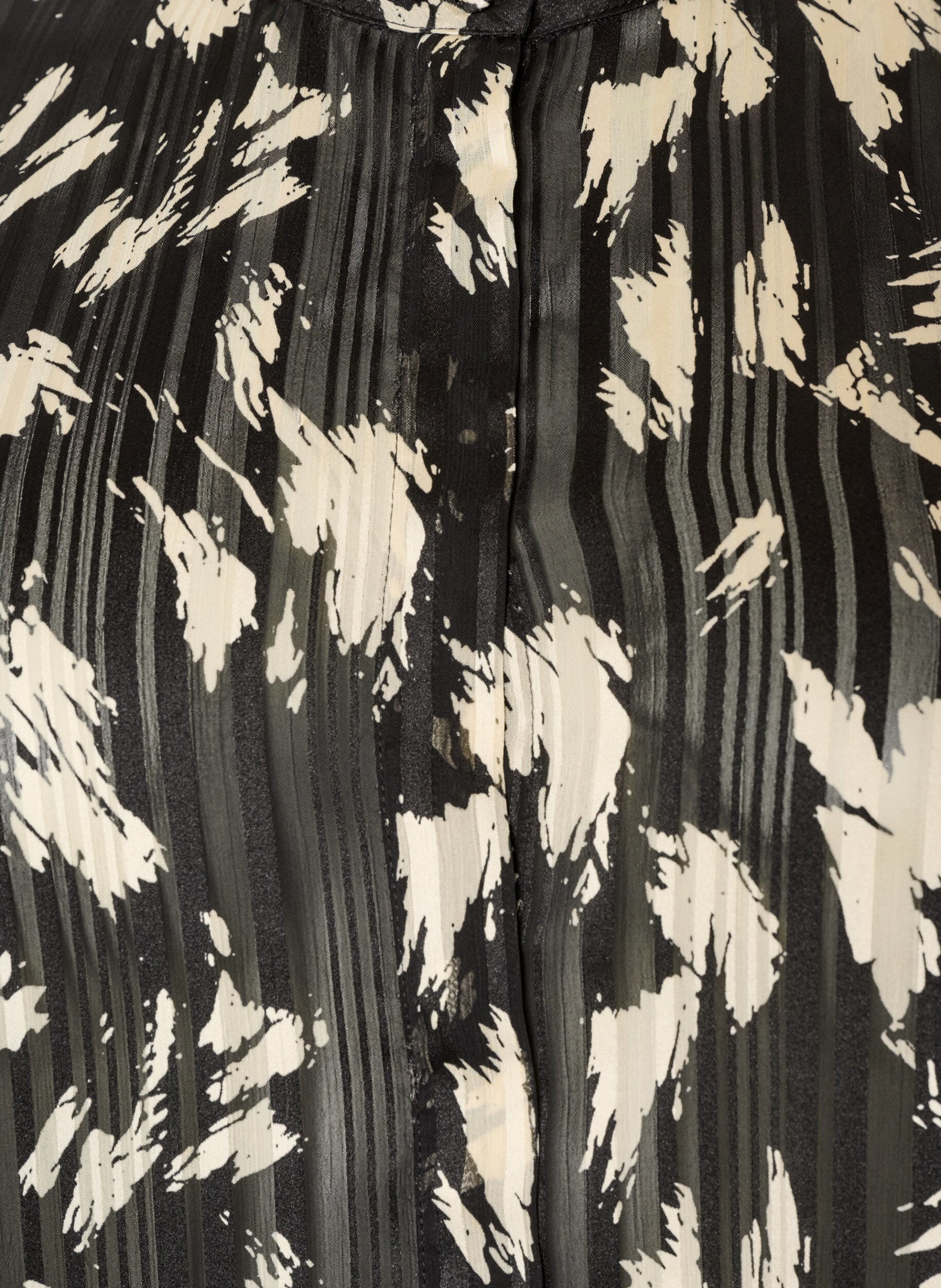 ZizziGemusterte Bluse mit Stehkragen und 3/4-&Auml;rmeln, Schwarz, Packshot image number 2
