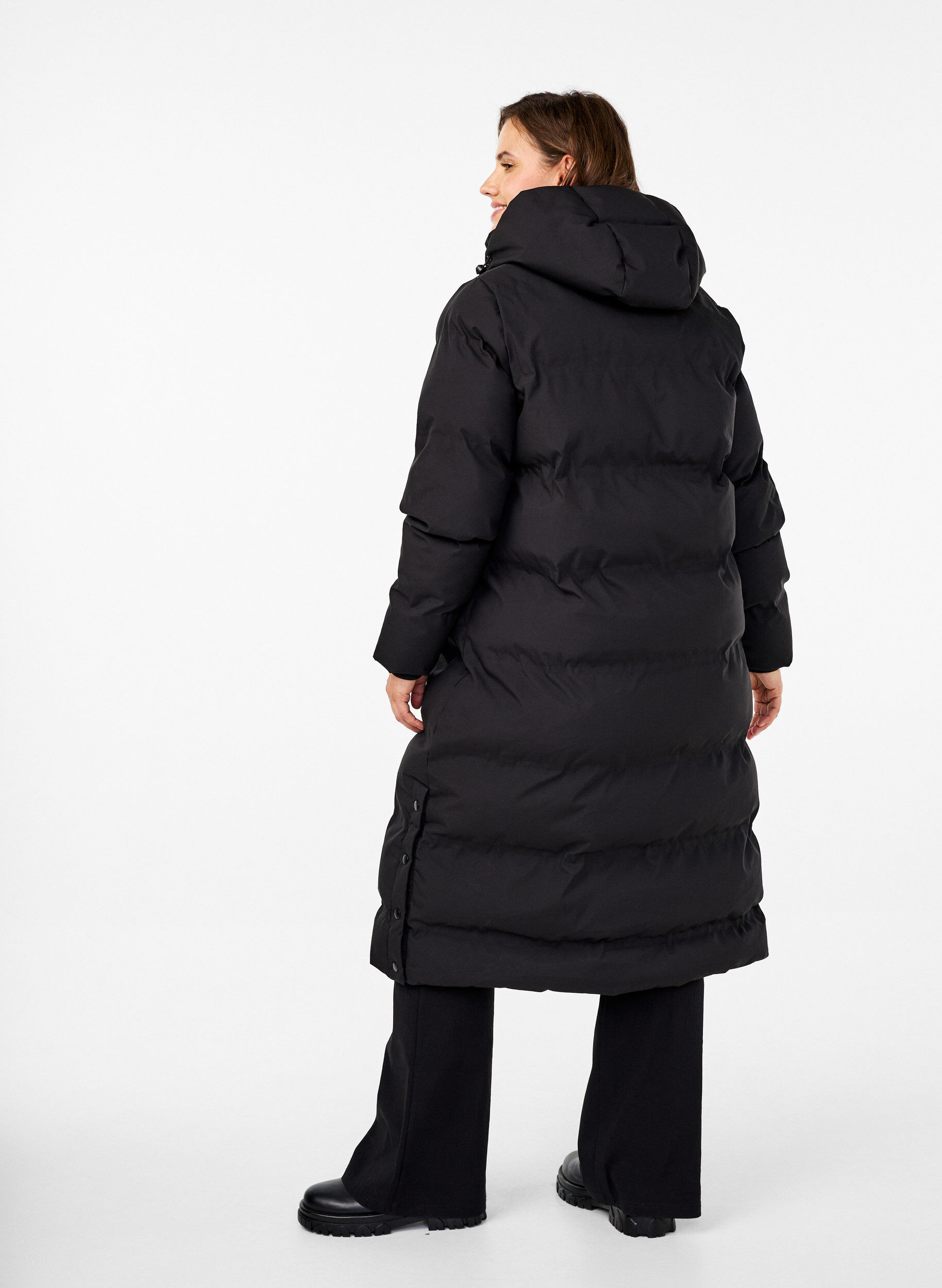 ZizziManteau d'hiver long et matelass&eacute; avec capuche, Noir, Model image number 1