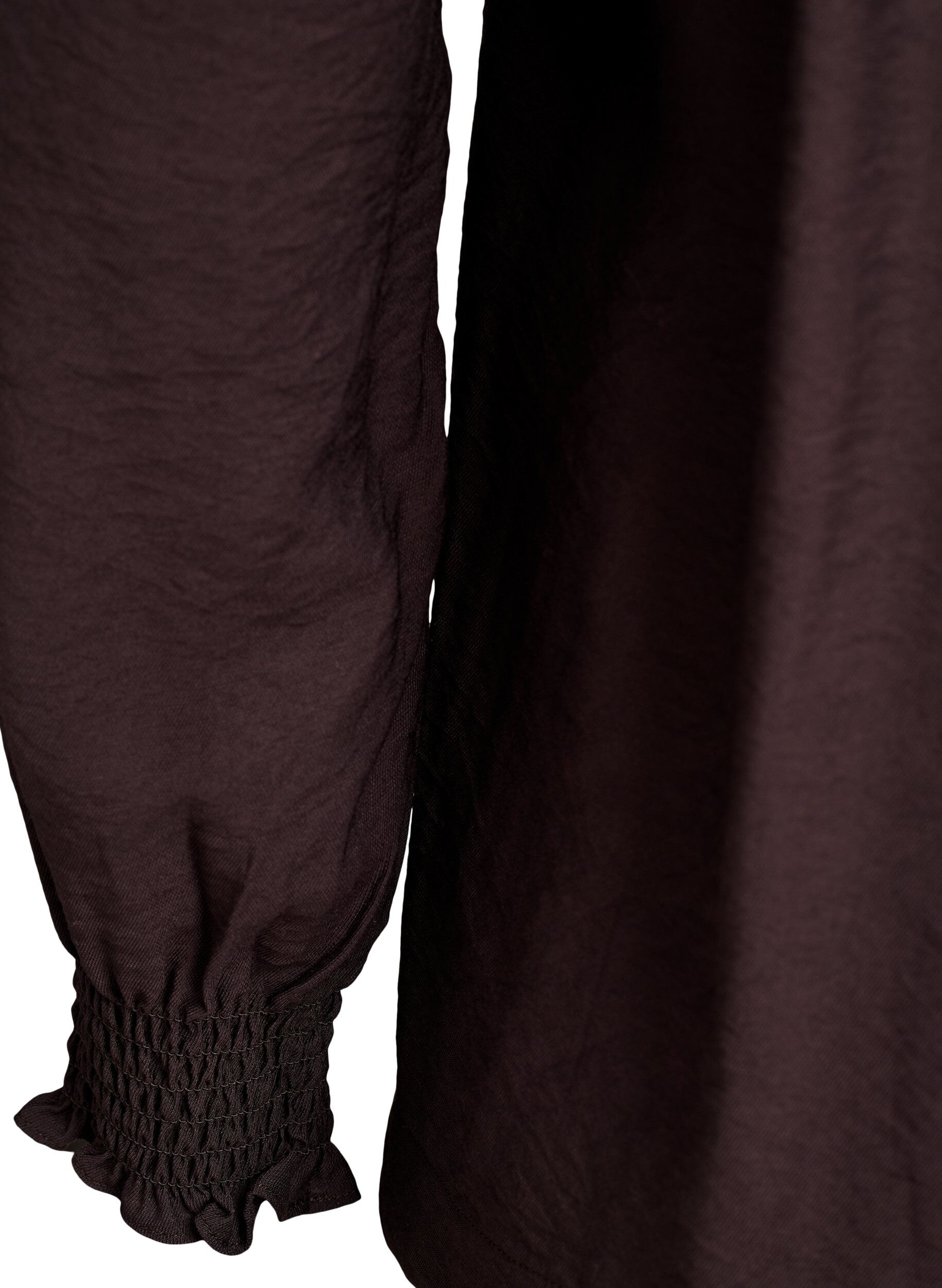 Zizzi Bluse aus Viskose mit Smock und gerafften Details, Braun, Packshot image number 3