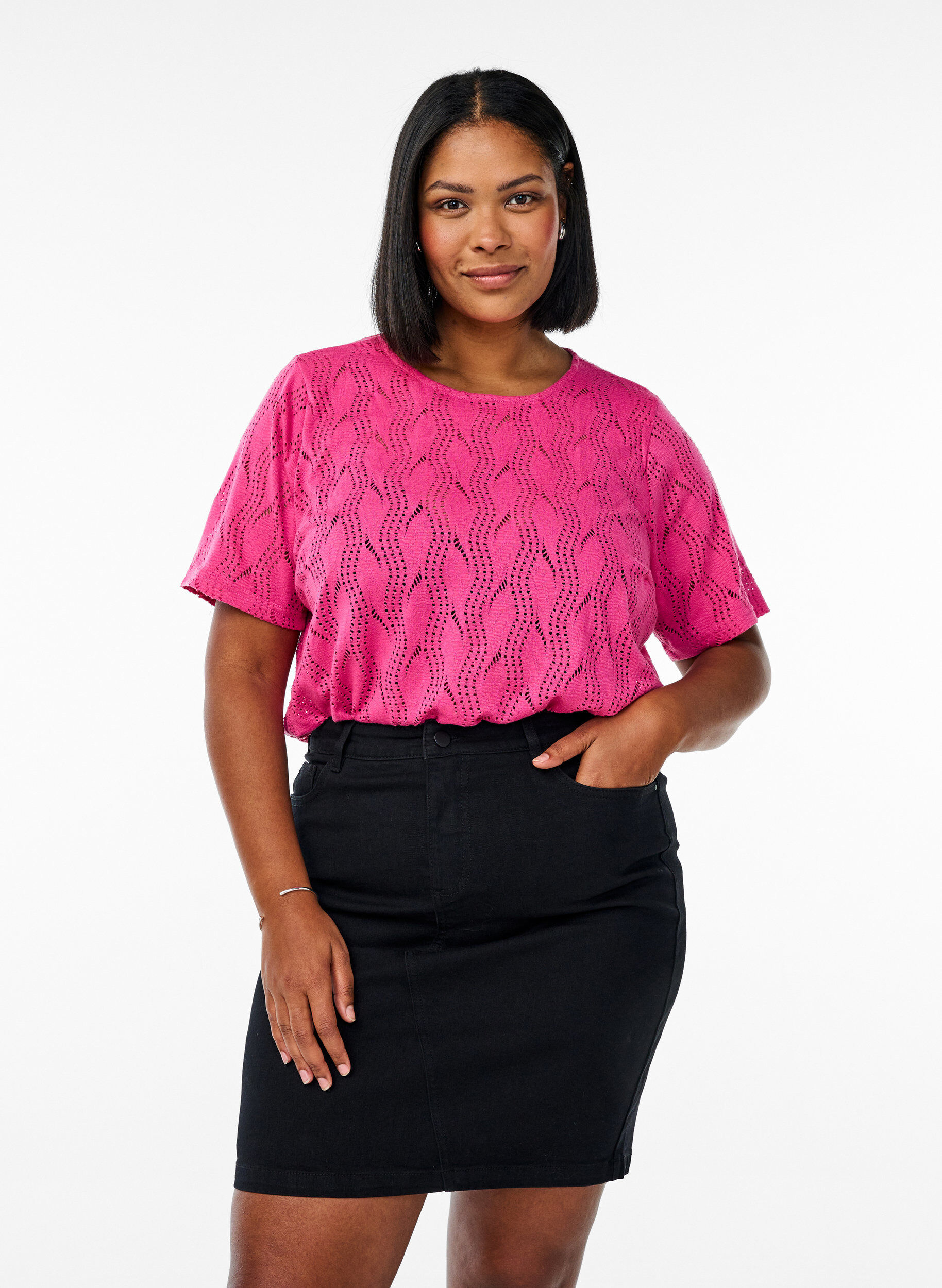 Zizzi FLASH - Eng anliegender Jeansrock, Schwarz, Model image number 0