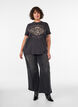T-shirt graphique en coton bio, Beige, Model image number 1