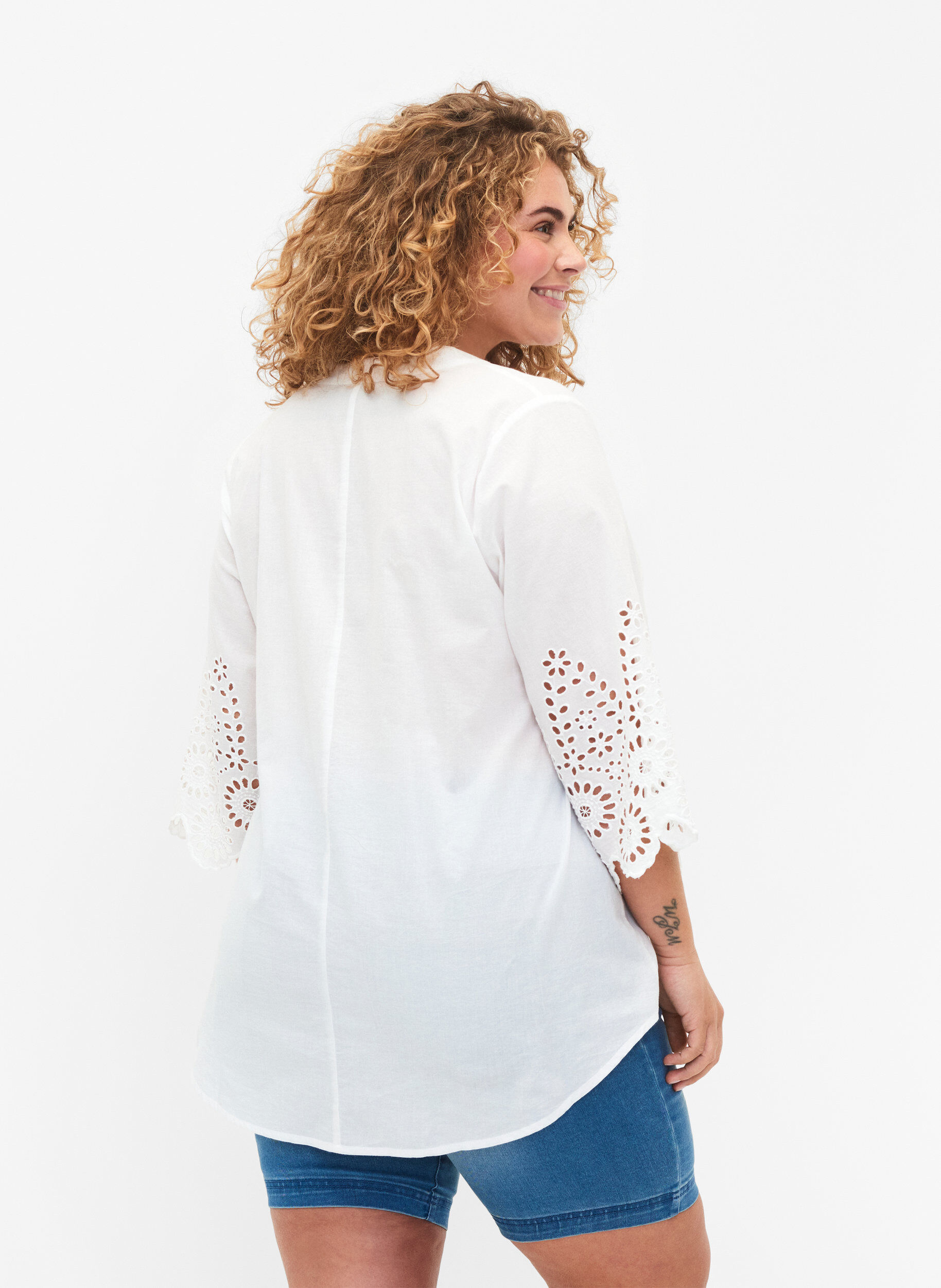 Zizzi Bluse mit Spitzenbesatz und 3/4-&Auml;rmeln, Bright White, Model image number 1