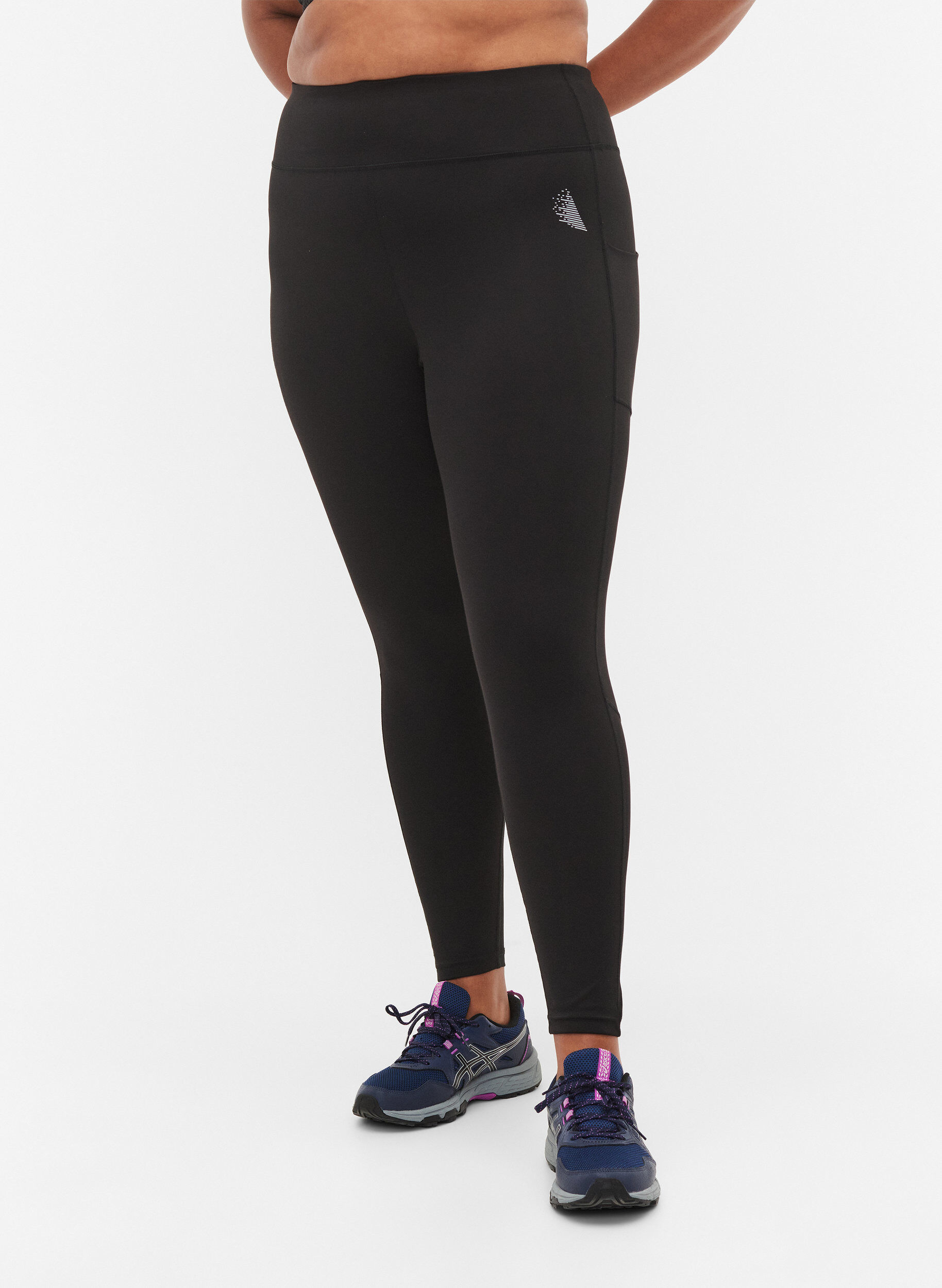 Zizzi CORE, POCKET TIGHTS - Legging de sport avec poche, Black, Model image number 3