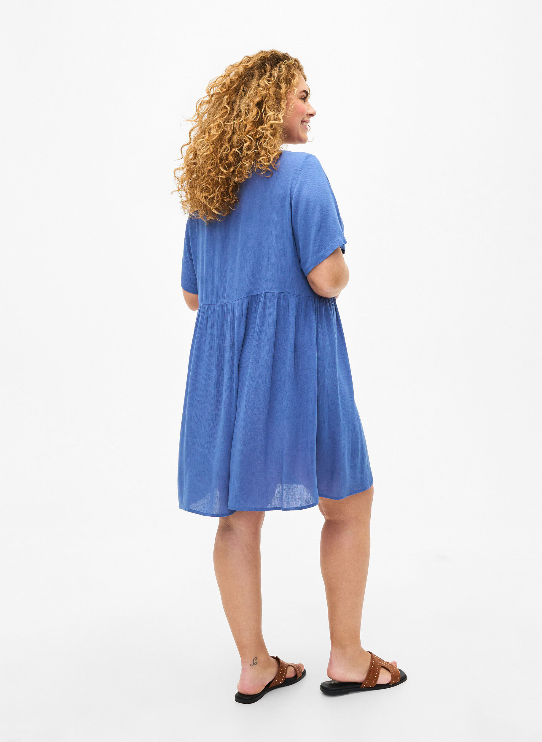 Zizzi A-Linien-Kleid aus Viskose mit kurzen &Auml;rmeln, Moonlight Blue, Model image number 1