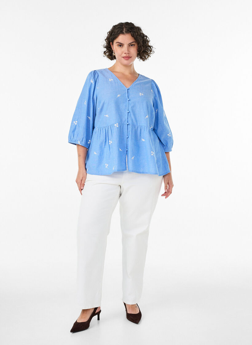 Bluse aus Baumwolle mit gestickten Blumen und Knopfverschluss, Blau, Model image number 1