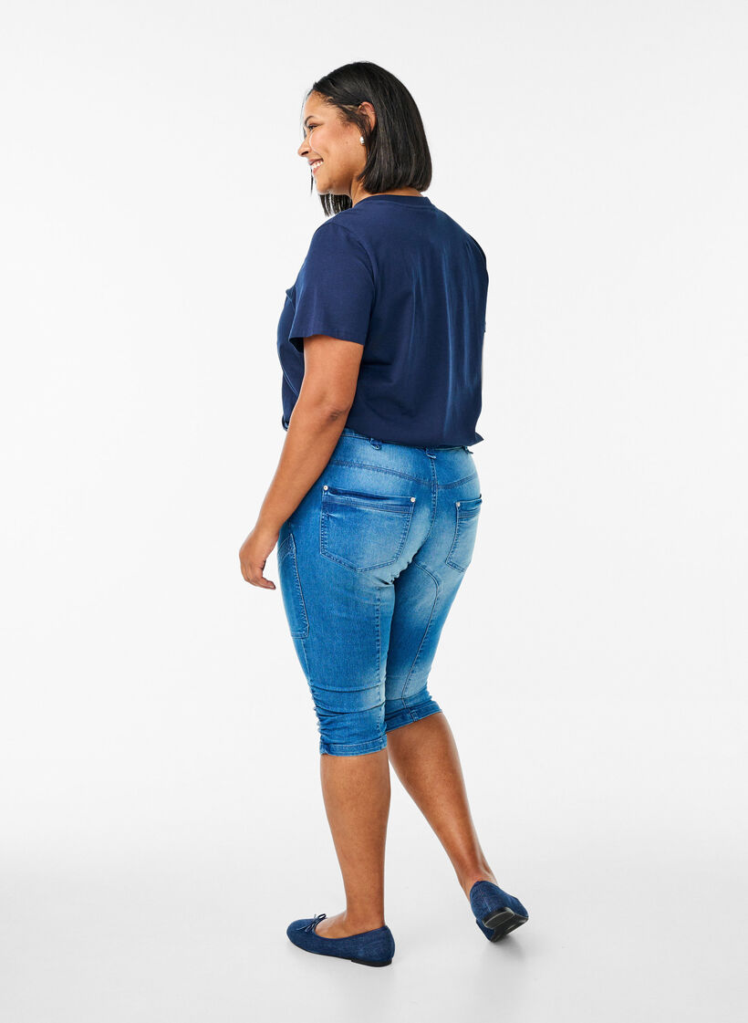 Pantacourt jean slim avec poches, Bleu Clair, Model image number 1