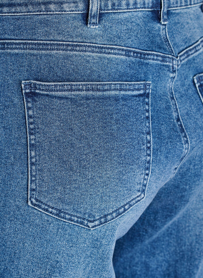 Straight Fit Jeans mit markanten Nähten, Blau, Packshot image number 3