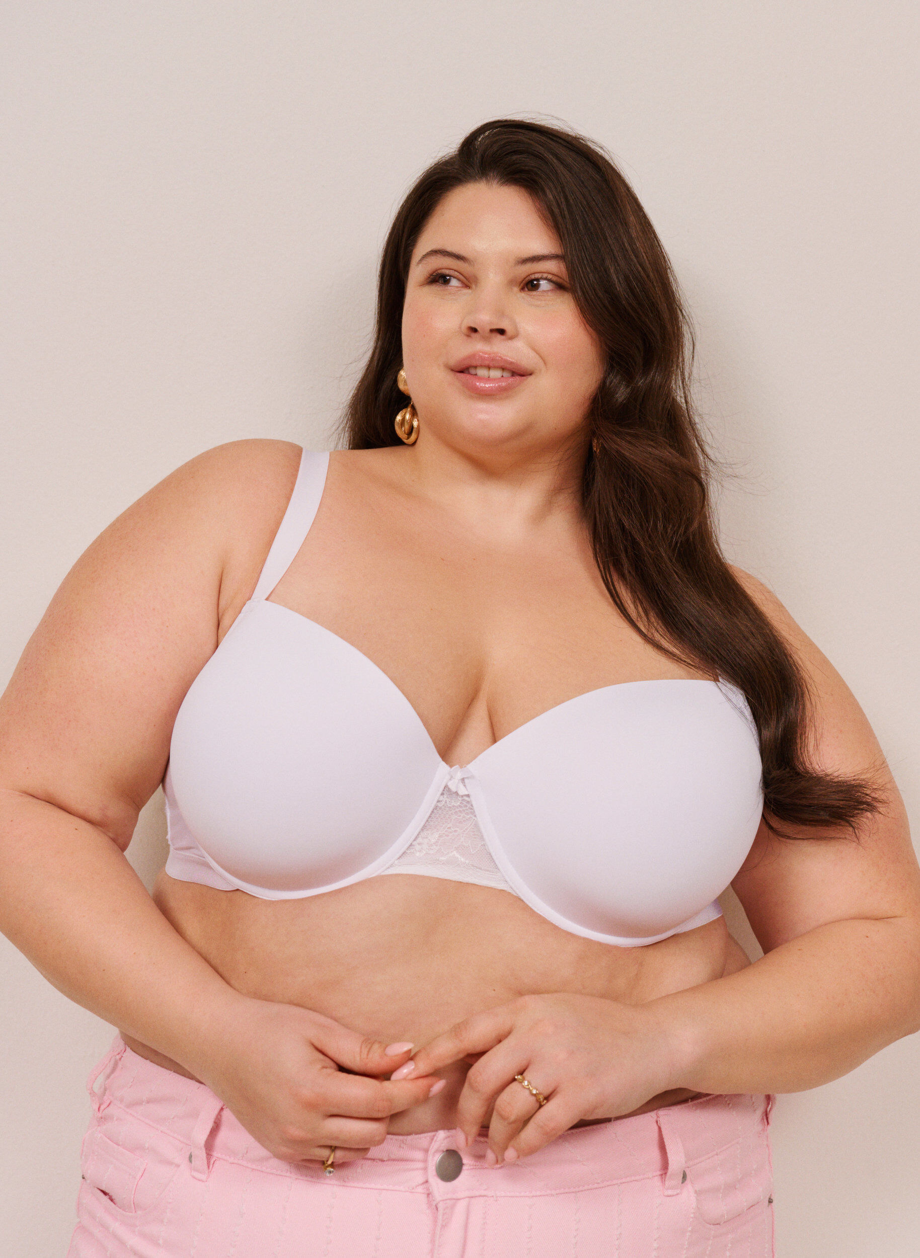 Soutien-gorge moul&eacute; avec r&eacute;sille