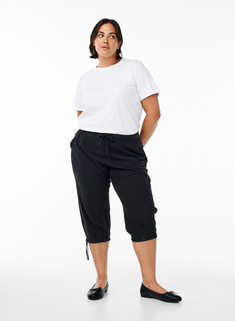 Pantacourt en coton, Noir, Model image number 0