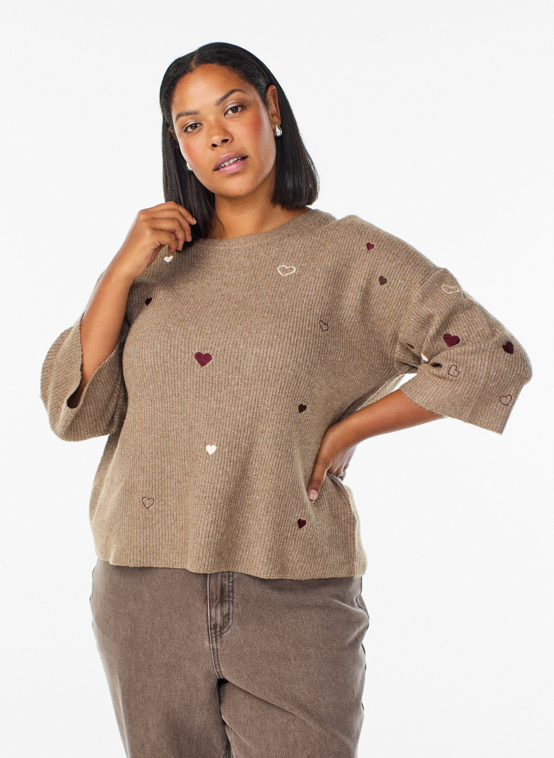 Pull &agrave; c&oelig;urs et manches 3/4, Marron, Model