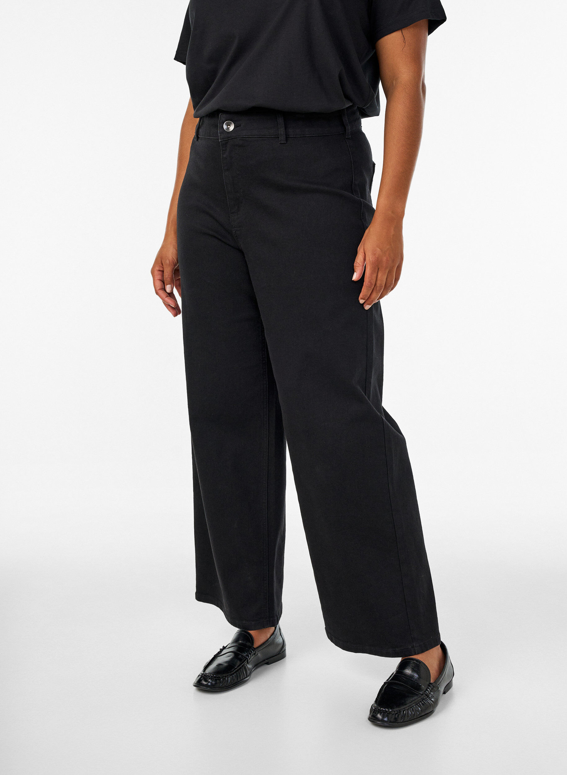ZizziJeans mit weiter Passform, Schwarz, Model image number 2