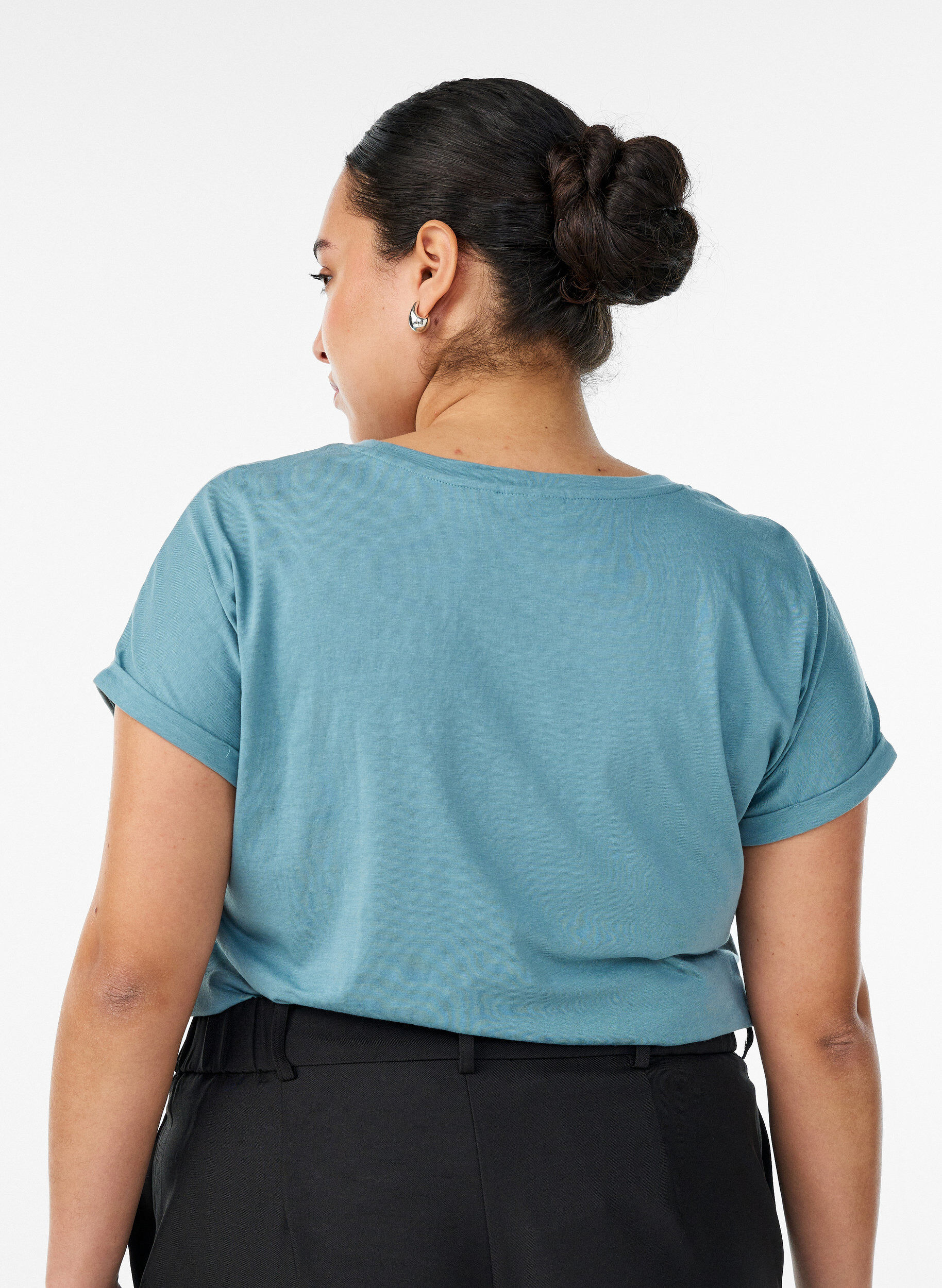 ZizziKurz&auml;rmeliges T-Shirt aus einer Baumwollmischung, Blau, Model image number 2