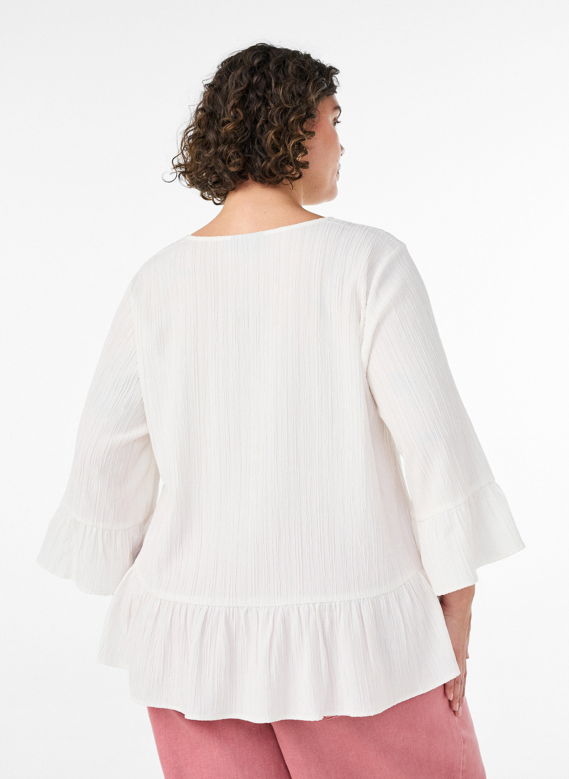 ZizziBluse mit Struktur, V-Ausschnitt und R&uuml;schen, Vanille, Model image number 2