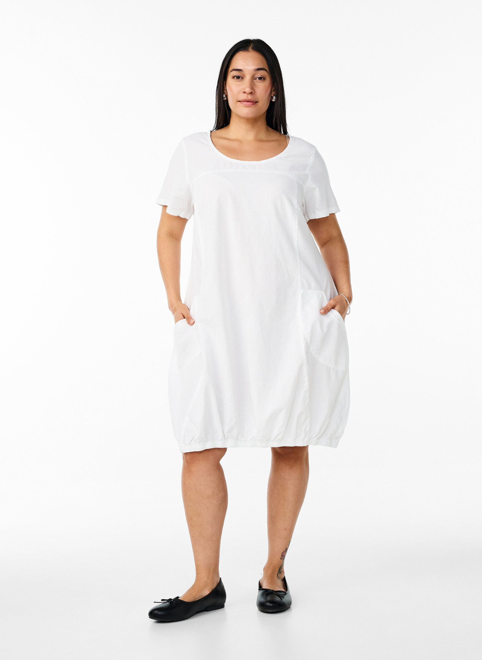 Zizzi Robe en coton &agrave; manches courtes, Blanc, Model image number 1