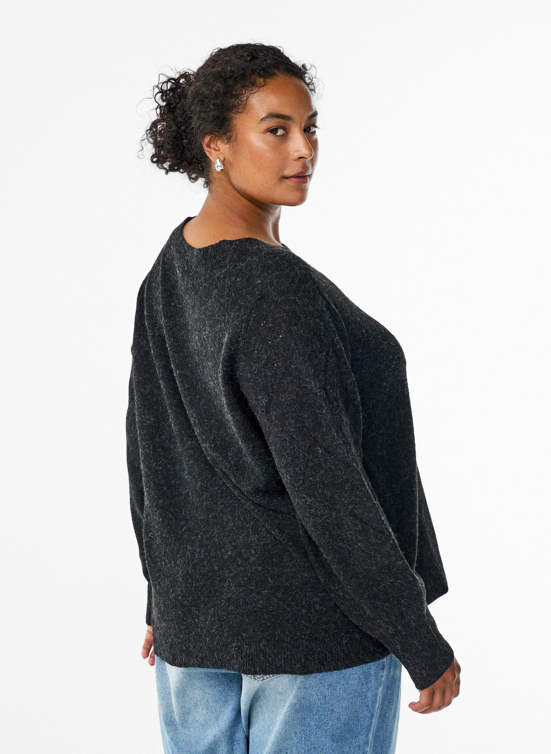 Zizzi Haut en maille &agrave; motif ajour&eacute; et manches ballon, Gris anthracite, Model image number 2