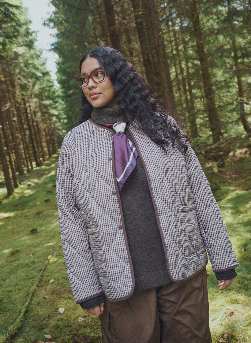 Steppjacke mit kleinem Karomuster und Kontrastbesatz, Braun, Image image number 0