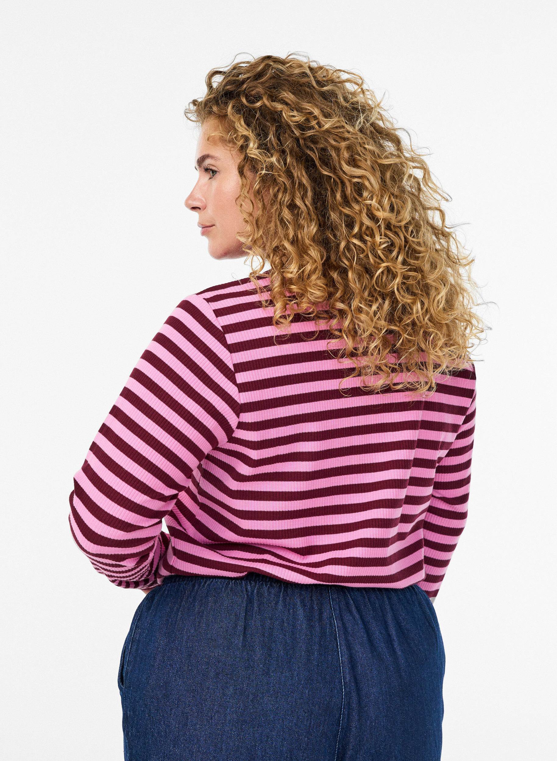 Zizzi Gestreifte Jerseybluse mit Rippstruktur, Pink, Model image number 2