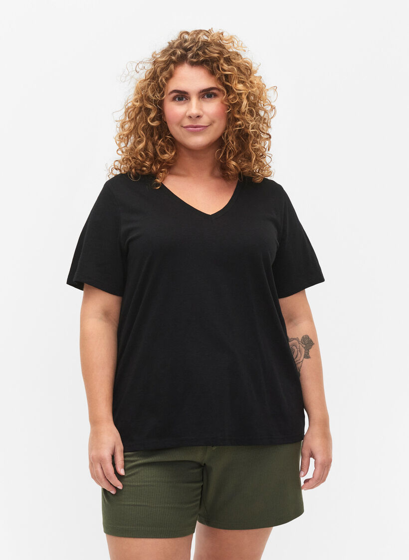 T-shirt basique &agrave; manches courtes et col en V, Noir, Model image number 0