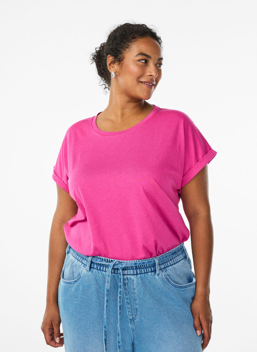 Kurz&auml;rmliges T-Shirt aus einer Baumwollmischung, Rot, Model image number 0