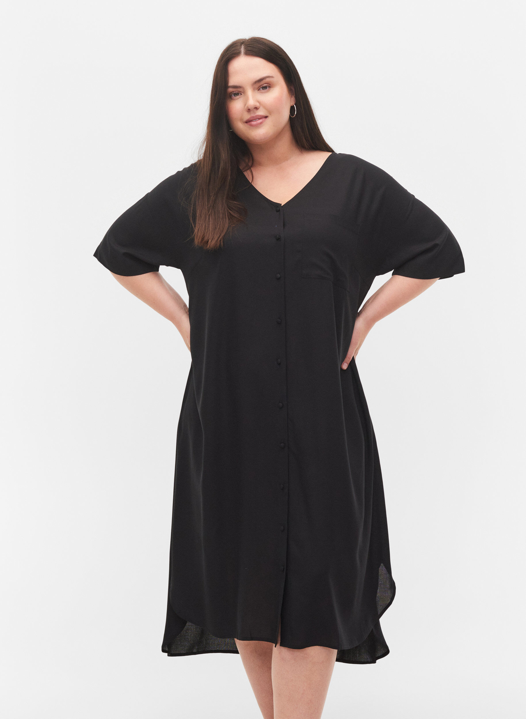 Zizzi Robe chemise &agrave; manches courtes en viscose, Black, Model image number 0